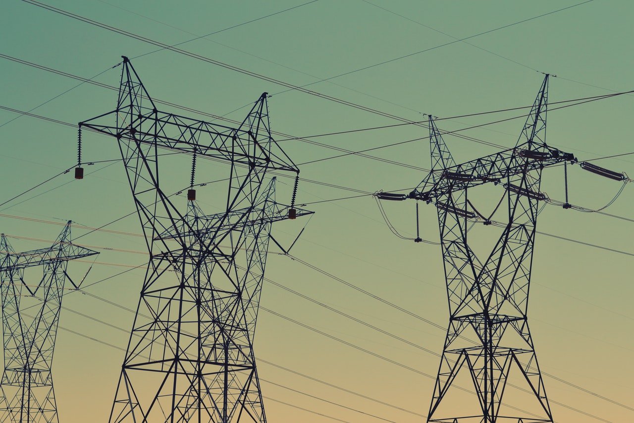 Współpraca samorządów z całej metropolii pozwala m.in. na oszczędności podczas opłacania energii elektrycznej, zdj. ilustracyjne