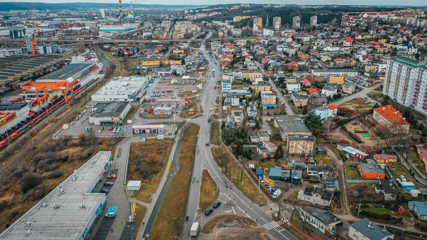 ul. Admirała Unruga od na odcinku od Estakady E. Kwiatkowskiego do skrzyżowania z ul. Bosmańską na Obłużu.fot. M.Mielewski/ ZDIZ