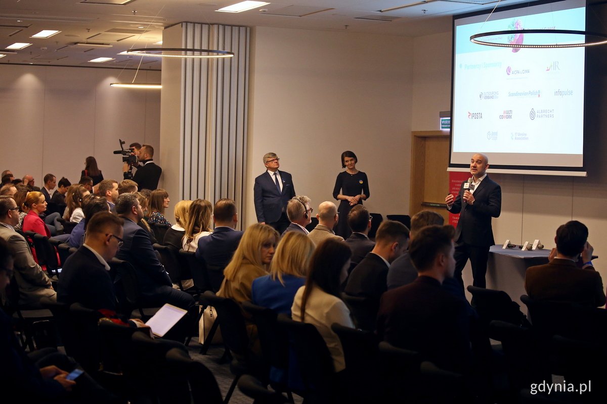 The BSS Forum wróciło do Gdyni - konferencję otworzyła m.in. Katarzyna Gruszecka-Spychała, wiceprezydent Gdyni ds. gospodarki (w środku), fot. Przemysław Kozłowski