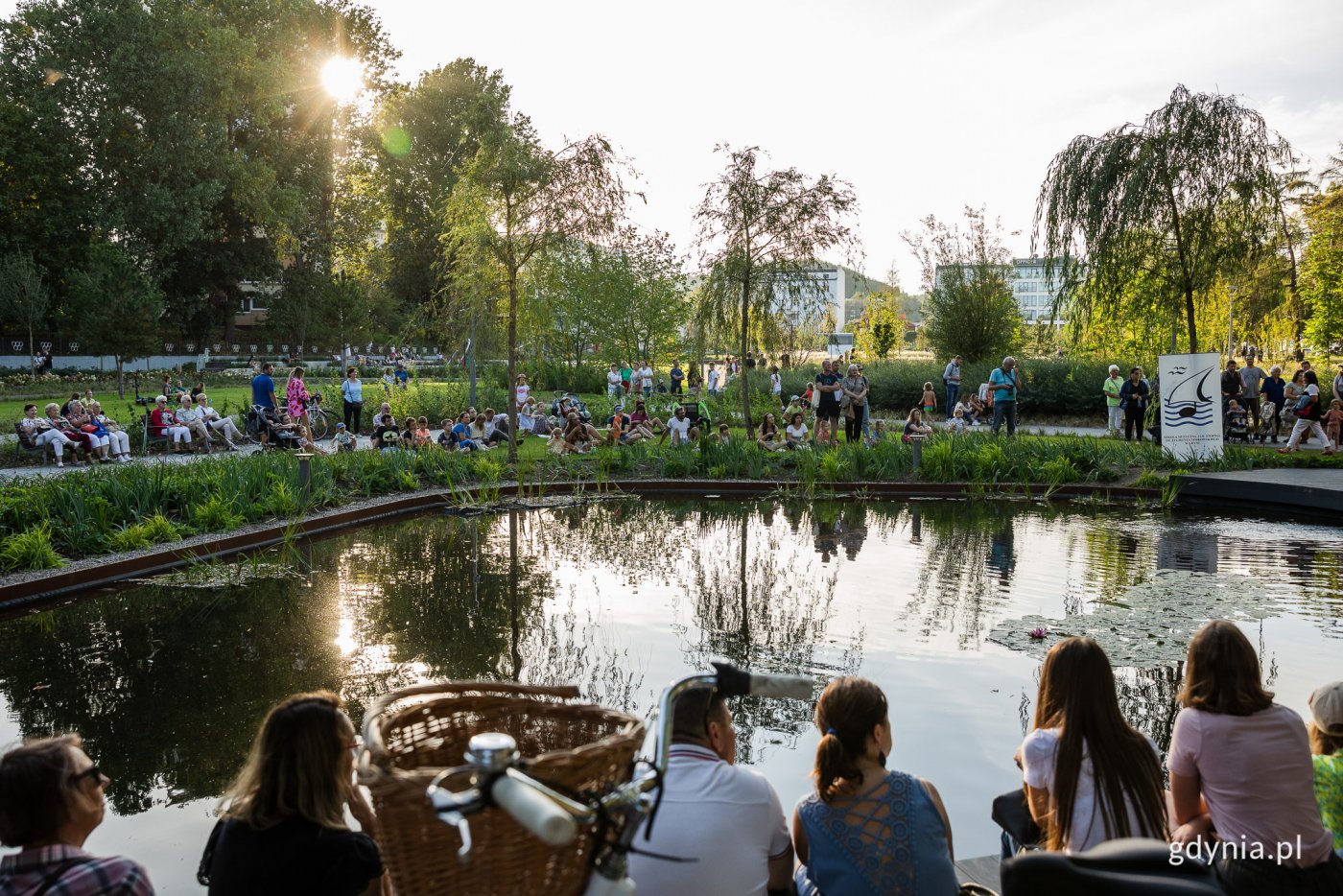 Przestrzeń Parku Centralnego to idealna sceneria dla koncertu w plenerze (fot. Karol Stańczak)