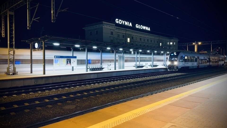 Dworzec Główny w Gdyni // fot. Marcin Synowiecky z grupy na Facebooku 