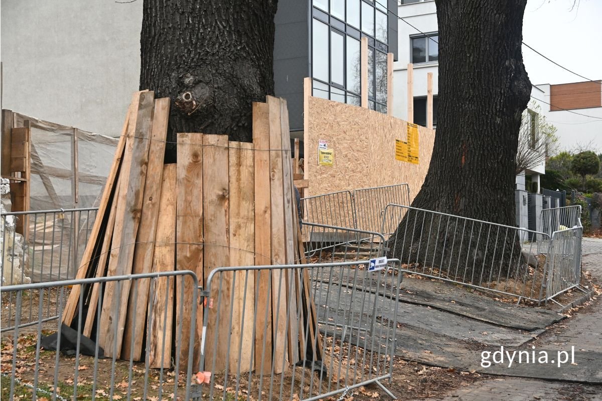 Zabezpieczony „Kostek 1” i „Kostek 2” w trakcie procesu zabezpieczania (fot. Jakub Winiewski)