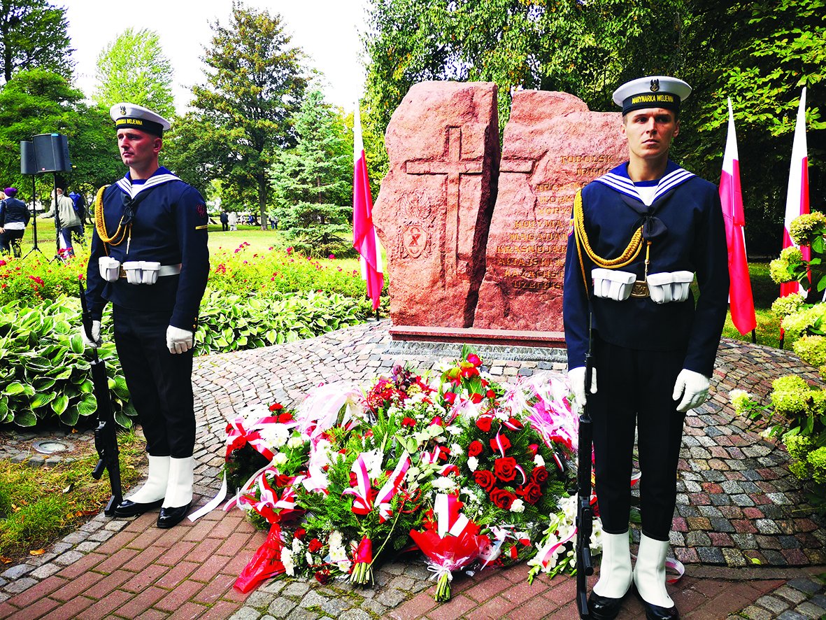 Gdyńskie obchody Dnia Sybiraka // fot. Karolina Szypelt