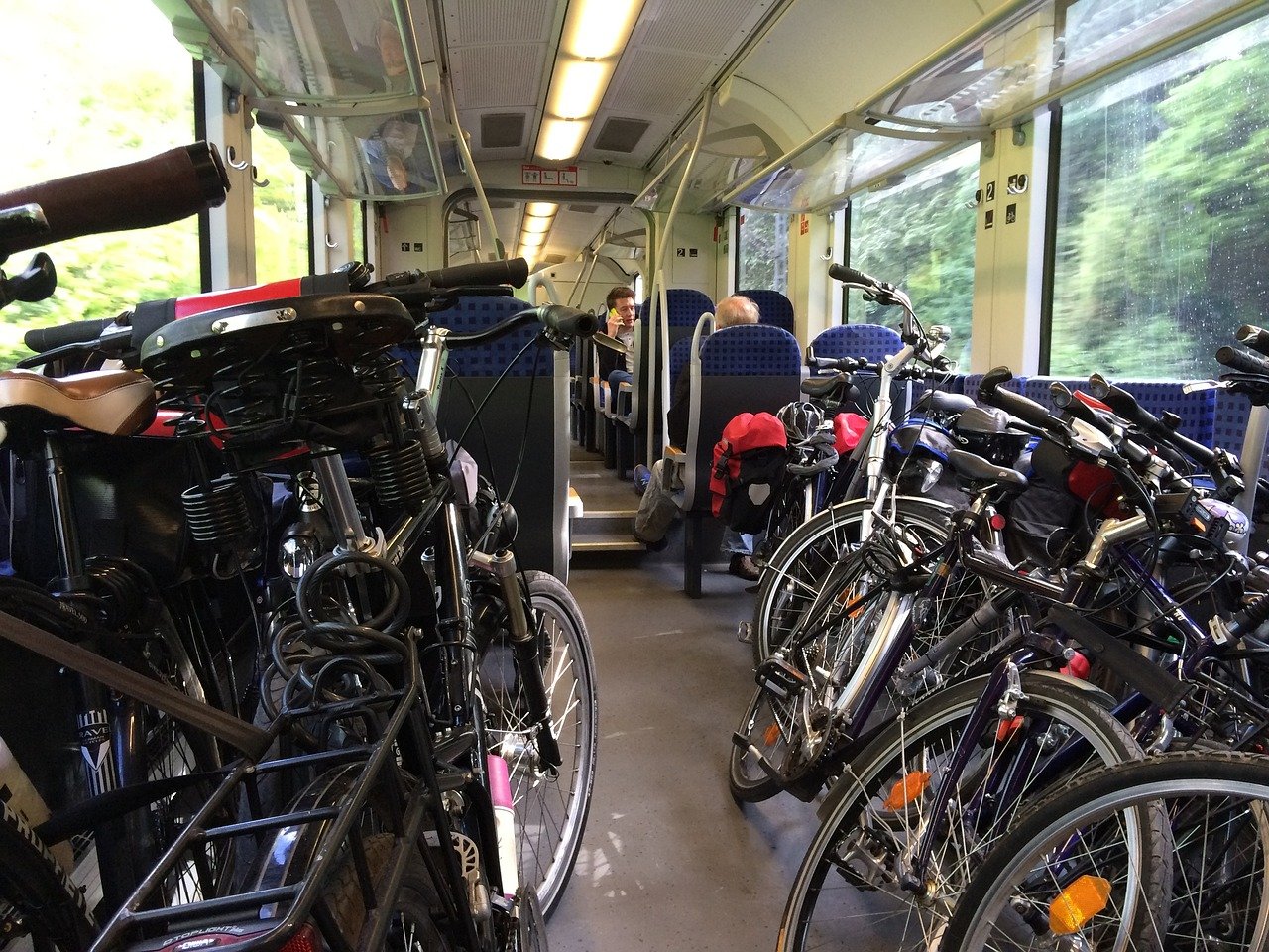 Ponad 28 tysięcy rowerów przewieziono w ubiegłym roku w pociągach na Pomorzu. Fot. Pixabay