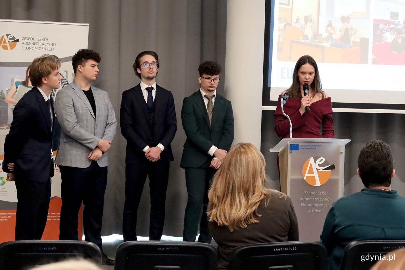 Spotkanie w Gdyni, na zdjęciu m.in: Katsiaryna Tsikhanovich, Igor Obiegły, Jan Żarczyński, Natan Papież, Jeremiasz Papież (fot. Katarzyna Balcerzak)