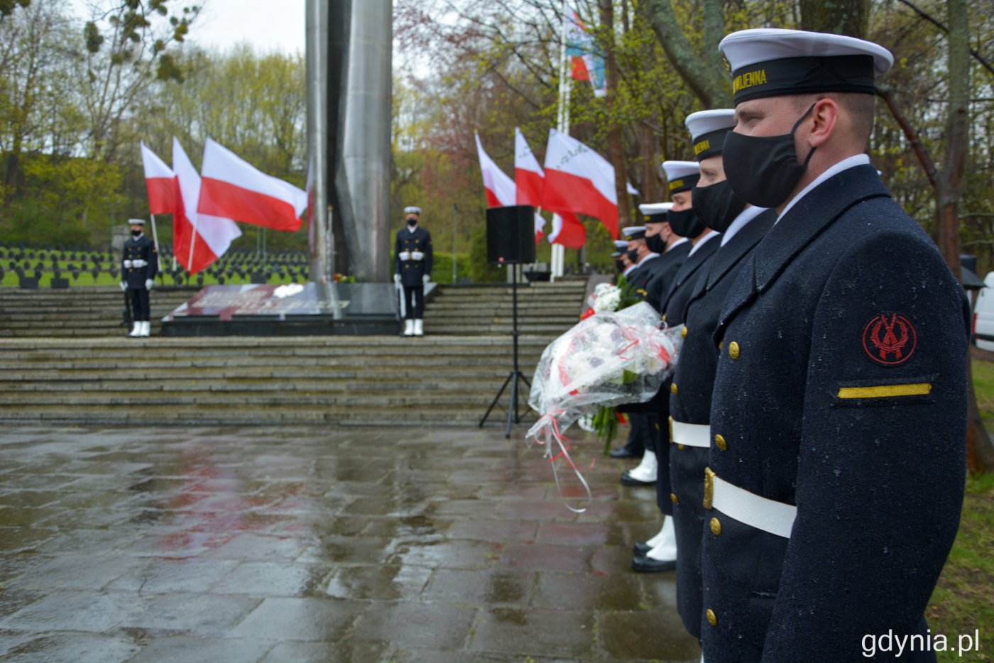 Uroczystości przed pomnikiem Obrońców Wybrzeża w Redłowie // fot. Paweł Kukla