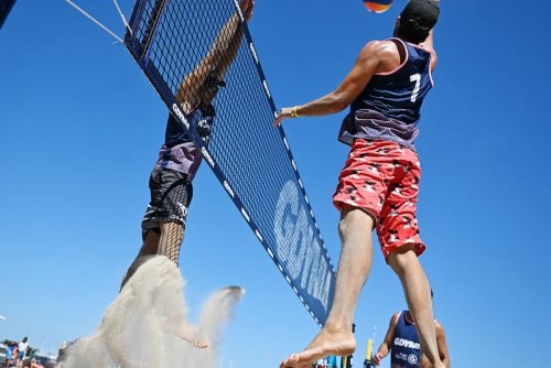 Na plaży Śródmieście można spędzić czas aktywnie (fot. Gdyńskie Centrum Sportu)