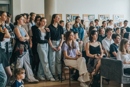 Kandydaci na uczniów VI Liceum Ogólnokształcącego (fot. zdjęcie archiwalne // Filip Śmigielski)