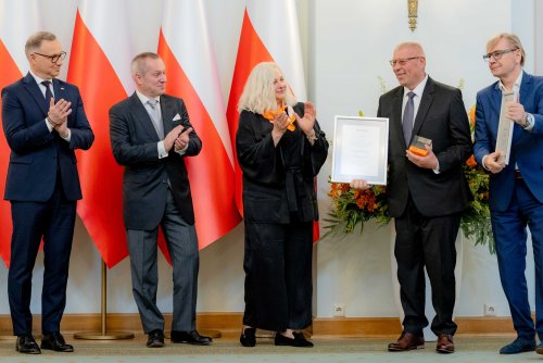 Na zdjęciu (od lewej): prezydent Andrzej Duda, prezes Towarzystwa Urbanistów Polskich Tomasz Majda, prezes Integracji Ewa Pawłowska, prezes Agencji Rozwoju Gdyni Markos Pagudis, Zbigniew Reszka - architekt z pracowni Arch-Deco  (fot. Marta Kuśmierz // Integracja)