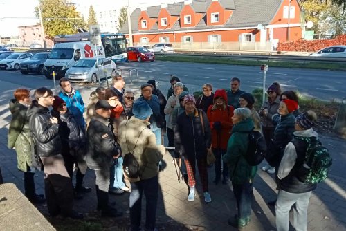  Cykl spacerów po Grabówku (fot. A. Hołomej).