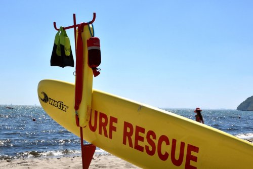 Gdyńscy ratownicy wyposażeni są m.in. w deski ratownicze Rescue Board (fot. Marek Urbaniak)