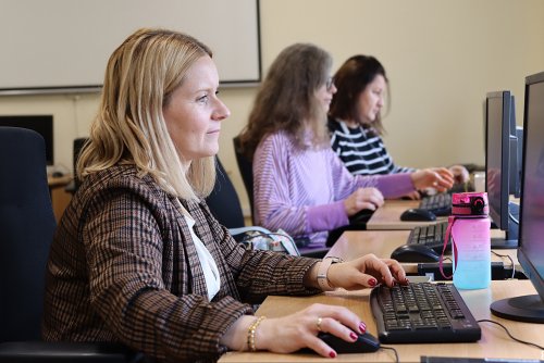 Warsztaty szkoleniowe kadry pedagogicznej w SP 12 Gdyni w ramach projektu „Szkoła Jutr@ II” (fot. Katarzyna Balcerzak)