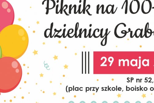 Kolorowe balony reklamujące piknik na Grabówku.