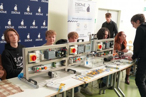 Uczniowie zespołu Szkół Chłodniczych i Elektronicznych w Gdyni (fot. Magdalena Starnawska)