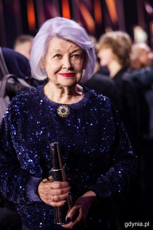Ewa Braun z Platynowymi Lwami. Gala wręczenia nagród 50. Festiwalu Polskich Filmów Fabularnych w Gdyni w Teatrze Muzycznym (fot. Karol Stańczak)