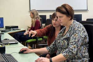 Warsztaty szkoleniowe kadry pedagogicznej w SP 12 Gdyni w ramach projektu „Szkoła Jutr@ II” (fot. Katarzyna Balcerzak)
