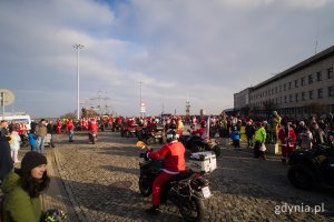 Przejazd przez Gdynię w ramach 23. edycji akcji &bdquo;Mikołaje na motocyklach&rdquo; (fot. Paweł Budziński)