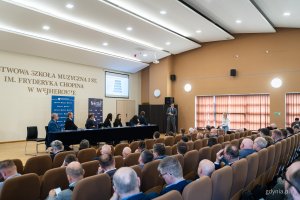 Wyjazdowe posiedzenie Pomorskiego Zespołu Parlamentarnego i wojew&oacute;dzkiego zespołu z samorządowcami i przedsiębiorcami w Wejherowie (fot. Kamil Złoch)