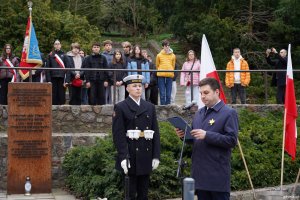 List od prezydent Gdyni czyta wiceprezydent Maciej Zielonka