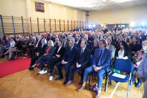 Na zdjęciu (od lewej): poseł Rafał Siemaszko, przedstawiciel senatora Sławomira Rybickiego Grzegorz Kuleta,  radna Sejmiku Województwa Pomorskiego Beata Koniarska członkini Zarządu Województwa Pomorskiego Agnieszka Baranowska, radna Agnieszka Tokarska (fot. Magdalena Starnawska)