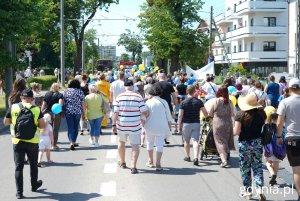 Parada przeszła ulicą Chylońską (fot. Magdalena Starnawska)
