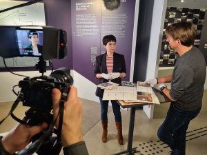 Karol Okrasa - kucharz i szef kuchni podczas rozmowy z Agnieszką Drączkowską z Muzeum Miasta Gdyni // fot. Sławomir Okoń
