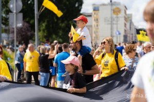 Przemarsz ulicami miasta (fot. Paweł Budziński)