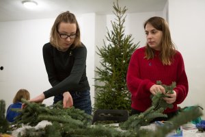 Warsztaty robienia wieńców świątecznych, fot. Ilona Budzbon Marcinkowski