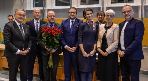 Prezydent Wojciech Szczurek, wiceprezydenci: Katarzyna Gruszecka-Spychała, Michał Guć, Bartosz Bartoszewicz i Marek Łucyk oraz przewodnicząca Rady Miasta Joanna Zielińska i Marek Stępa // fot. Przemysław Świderski