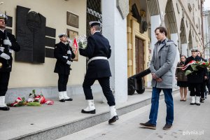 W sobotę 13 kwietnia, w Dzień Pamięci Ofiar Zbrodni Katyńskiej, Gdynia oddała hołd Polakom zamordowanym przez NKWD. Fot. Karol Stańczak. 