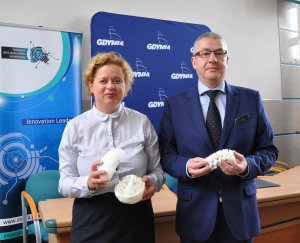 Uroczyste podpisanie umowy, inicjującej współpracę Parku Naukowo-Technologicznego Gdynia i Gdańskiego Parku Naukowo-Technologicznego w zakresie świadczenia usług druku 3D // fot. Marta Jaszczerska