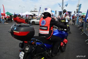 Symulacja akcji ratowniczej po wypadku drogowym w ramach 14. Moto Safety Day w Gdyni // fot. Michał Puszczewicz