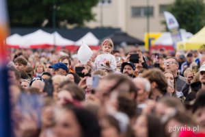 Koncert Sarsy przyciągnął tłumy fan&oacute;w jej tw&oacute;rczości 