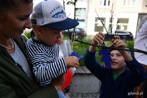 27 czerwca odbyło się pierwsze spotkanie z cyklu „Chodźcie na plac Kaszubski” skierowane do dzieci, młodzieży i dorosłych // fot. Michał Puszczewicz
