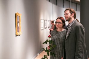 Otwarcie wystawy prac Józefa Wilkonia w Muzeum Miasta Gdyni.