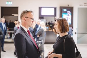 Tomasz Limon – prezes zarządu Pracodawców Pomorza z Justyną Patyk – zastępcą naczelnika Centrum Obsługi Inwestora „Invest in Gdynia” 