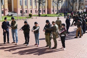 3.edycja projektu „Trenuj z wojskiem wiosna-lato” w AMW
