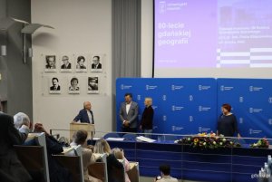 Uroczystości odbyły się w audytorium Wydziału Oceanografii i Geografii Uniwersytetu Gdańskiego, kt&oacute;rego siedziba znajduje się w Gdyni, przy Al. Marszałka Piłsudskiego 46 w Gdyni (fot. Magdalena Starnawska)