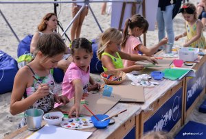 Festyn „Pożegnanie wakacji” na plaży miejskiej w Gdyni // fot. Dawid Linkowski