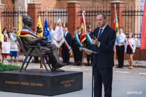Przemówienie Mieczysława Struka, marszałka województwa pomorskiego w ramach uroczystości odsłonięcia pomnika Lecha Bądkowskiego (fot. Mateusz Dietrich) 