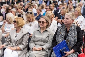 Zdj. grupowe uczestników uroczystości