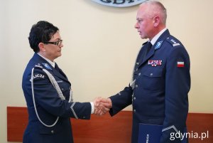 Na zdjęciu: Komendant Miejski Policji w Gdyni mł. insp. Beata Nienadowska oraz Komendant Wojewódzki Policji w Gdańsku insp. Bogusław Ziemba (fot. Magdalena Starnawska) 