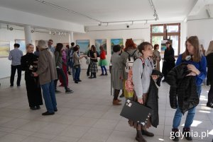 Uczestnicy wernisażu (fot. Magdalena Starnawska)