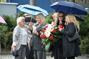Uroczystości pod pomnikiem Ofiar Grudnia 1970 rozpoczęły gdyńskie obchody 45. rocznicy zakończenia strajków i podpisania porozumień sierpniowych (fot. Michał Puszczewicz)
