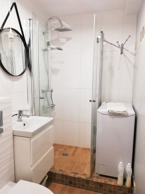 Łazienka z prysznicem w obiekcie Apartament Studio u Stańczyka