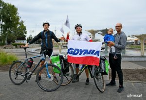 Janusz Marmurowicz-Voss wrócił ze swojej rowerowej wyprawy do Gdyni, fot. Kamil Złoch