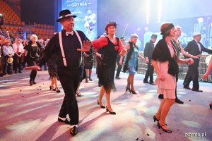 Uczestnicy balu w Polsat Plus Arenie Gdynia