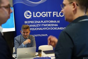 Jedno ze stoisk w PPNT