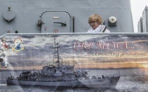 ORP Mewa udostępniona została zwiedzającym z okazji 30. rocznicy wizyty Jana Pawła II w Gdyni.//fot. Dawid Linkowski