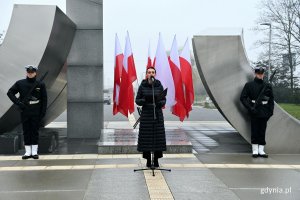 Beata Rutkiewicz - wojewoda pomorska podczas uroczystości z okazji 25. rocznicy wstąpienia Polski do NATO 